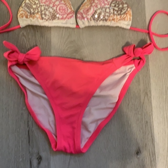 VICTORIA’S SECRET two piece bikini sequence beach‎ - Picture 3 of 10